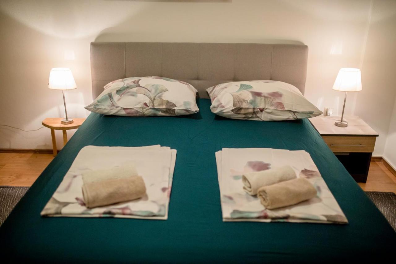 Apartments And Rooms Bolero Раб Экстерьер фото
