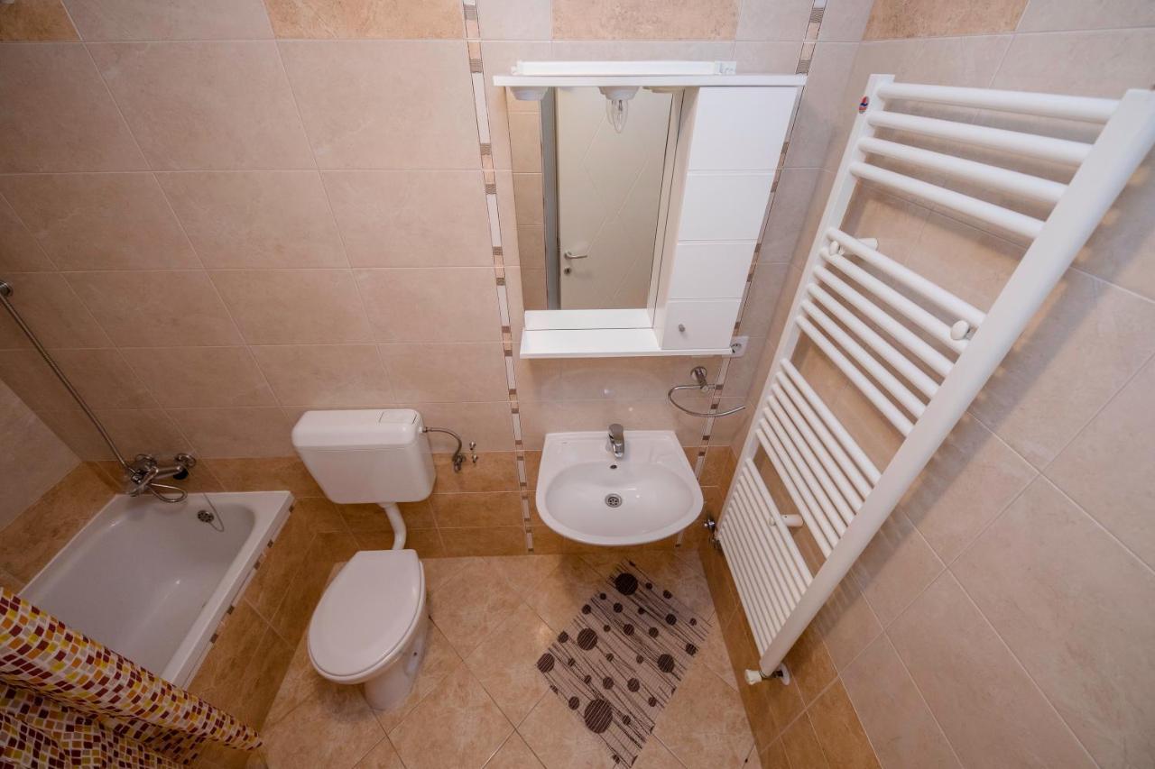 Apartments And Rooms Bolero Раб Экстерьер фото