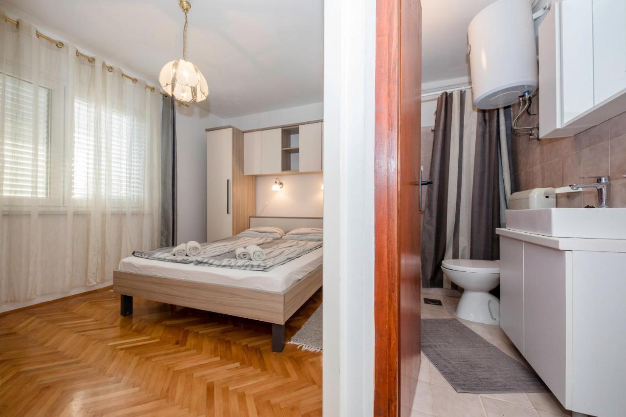 Apartments And Rooms Bolero Раб Экстерьер фото