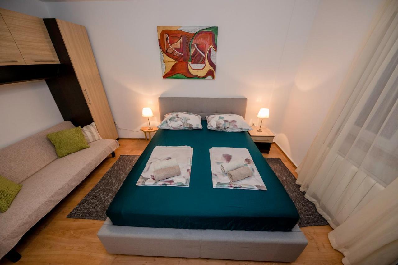 Apartments And Rooms Bolero Раб Экстерьер фото