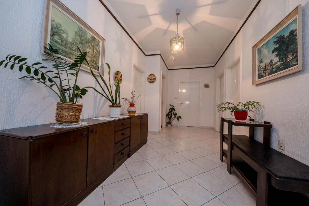 Apartments And Rooms Bolero Раб Экстерьер фото