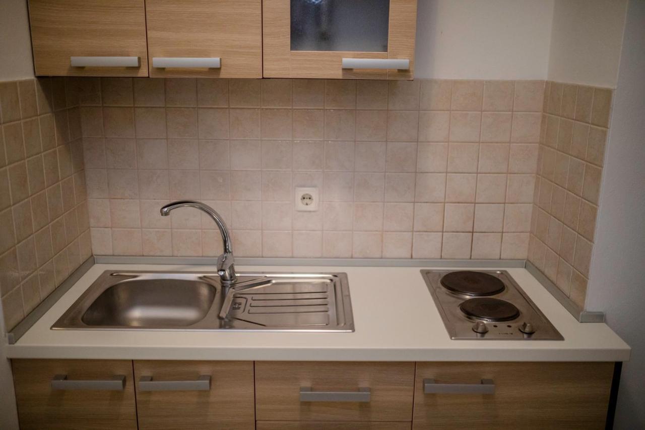 Apartments And Rooms Bolero Раб Экстерьер фото