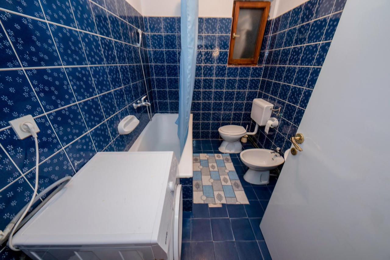 Apartments And Rooms Bolero Раб Экстерьер фото