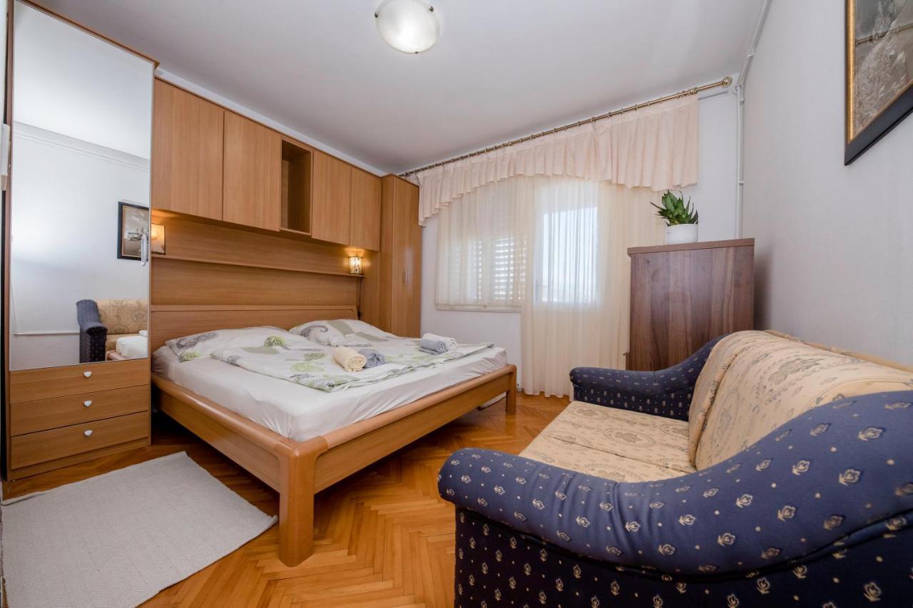 Apartments And Rooms Bolero Раб Экстерьер фото