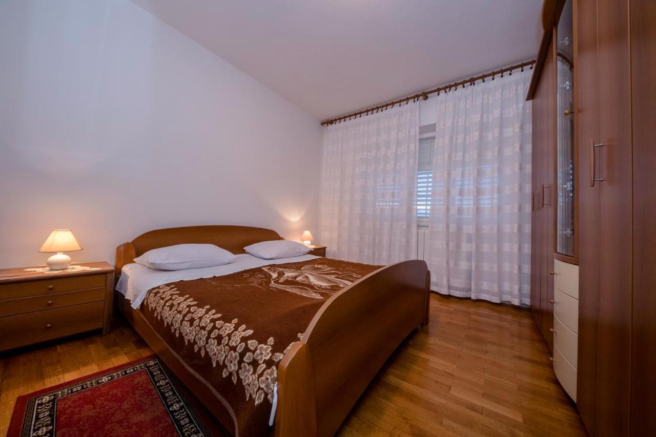 Apartments And Rooms Bolero Раб Экстерьер фото